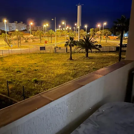F2 Terrasse Parking Prive Proche Commerces Et Mer *